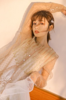 蒙娜小魔女